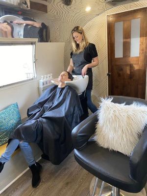 Προσαρμοσμένο πολυλειτουργικό κινητό κατάστημα κουρέας αυτοκίνητο τροφικό φορτηγό με πρώτη ύλη σόγιας